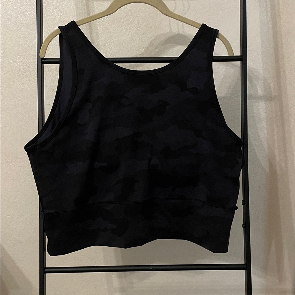 Lululemon Atheltica Black Camouflage Pivot tank
